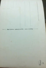 Carica l'immagine nel visualizzatore di Gallery, CARTOLINA BAMBINA CON FIORI CC03