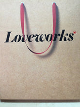 Carica l'immagine nel visualizzatore di Gallery, LOVERWORKS HOW THE WORLD’S TOP MARKETERS MAKE EMOTIONAL CONNECTION TO WIN.. I340