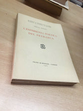 Carica l'immagine nel visualizzatore di Gallery, L’ESPERIENZA POETICA DEL PETRARCA A. NOFERI 1962 L273