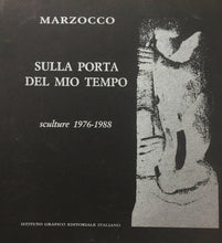 Carica l'immagine nel visualizzatore di Gallery, MARZOCCO SULLA PORTA DEL MIO TEMPO SCULTURE AUTOGRAFATO K678