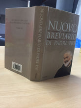 Carica l'immagine nel visualizzatore di Gallery, NUOVO BREVIARIO DI PADRE PIO AB254