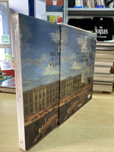 Carica l'immagine nel visualizzatore di Gallery, LA PIAZZA DEL QUIRINALE E LE ANTICHE SCUDERIE PAPALI ELECTA BD13