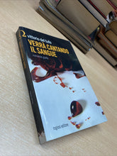 Carica l'immagine nel visualizzatore di Gallery, VERRÀ CANTANDO IL SANGUE V. DEL TUFO BA183