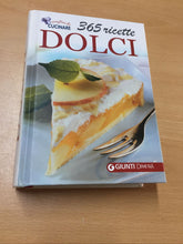 Carica l'immagine nel visualizzatore di Gallery, VOGLIA DI CUCINARE 365 RICETTE DOLCI AB513