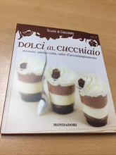 Carica l'immagine nel visualizzatore di Gallery, SCUOLA DI CIOCCOLATO DOLCI AL CUCCHIAIO VOL. 3 AB541