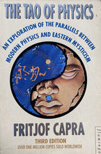 Carica l'immagine nel visualizzatore di Gallery, THE TAO OF PHYSICS F. CAPRA BA448