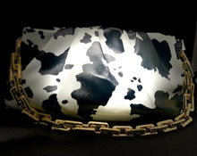 Carica l'immagine nel visualizzatore di Gallery, BORSA POCHETTE STAMPA MUCCA IN ECOPELLE BAG02