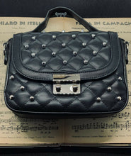 Carica l'immagine nel visualizzatore di Gallery, BORSA POCHETTE NERA IN ECOPELLE BAG05