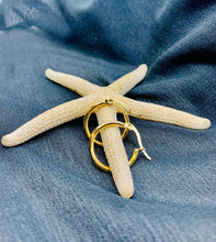 Carica l'immagine nel visualizzatore di Gallery, ORECCHÌNI CERCHIO col. ORO SET DI 3 JEW06