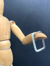 Carica l'immagine nel visualizzatore di Gallery, ORECCHÌNI CON STRASS col. ARGENTO JEW09