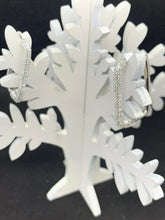 Carica l'immagine nel visualizzatore di Gallery, ORECCHÌNI CON STRASS col. ARGENTO JEW09