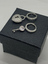 Carica l'immagine nel visualizzatore di Gallery, ORECCHÌNI LUCCHETTO E CHIAVE col. ARGENTO JEW15