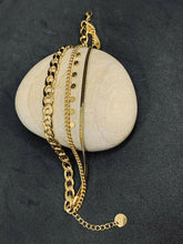 Carica l'immagine nel visualizzatore di Gallery, BRACCIALE DONNA TRE FILI col. ORO JEW22