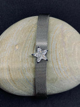 Carica l'immagine nel visualizzatore di Gallery, BRACCIALE DONNA CINTURINO STELLA col. ARGENTO JEW31
