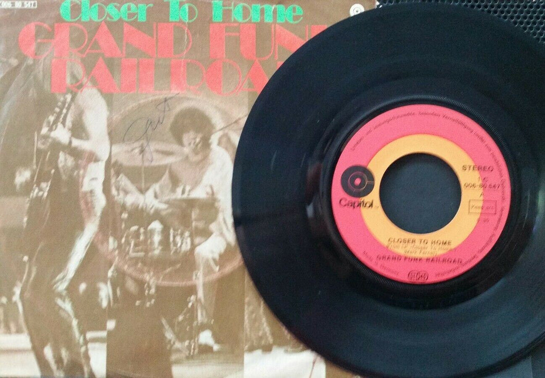 GRAND FUNK RAILROAD CLOSER TO HOME/AIMLESS LADY 45RPM 7