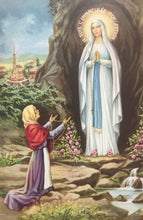 Carica l&#39;immagine nel visualizzatore di Gallery, CARTOLINA MADONNA DI LOURDES 1976
