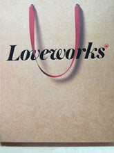 Carica l&#39;immagine nel visualizzatore di Gallery, LOVERWORKS HOW THE WORLD’S TOP MARKETERS MAKE EMOTIONAL CONNECTION TO WIN.. I340
