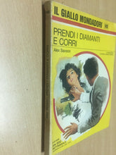 Carica l&#39;immagine nel visualizzatore di Gallery, PRENDI I DIAMANTI E CORRI A. SAXSON IL GIALLO MONDADORI N.1410 J957
