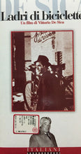 Carica l&#39;immagine nel visualizzatore di Gallery, VHS LADRI DI BICICLETTE V. DE SICA K63
