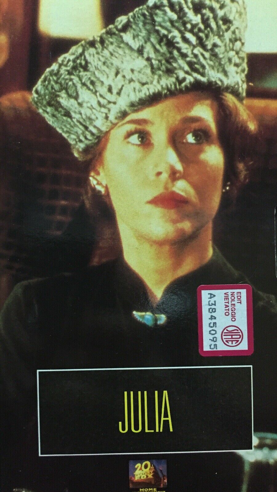 VHS JULIA  K145