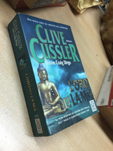 Carica l&#39;immagine nel visualizzatore di Gallery, L’ORO DEI LAMA CLIVE CUSSLER TEA U27
