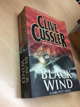 Carica l&#39;immagine nel visualizzatore di Gallery, BLACK WIND CLIVE CUSSLER PENGUIN U57
