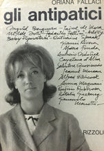 Carica l&#39;immagine nel visualizzatore di Gallery, GLI ANTIPATICI O. FALLACI I ED. 1963 G827
