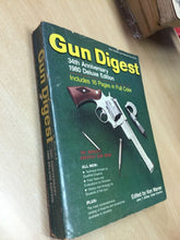 Carica l&#39;immagine nel visualizzatore di Gallery, GUN DIGEST 1980 DELUXE EDITION V85
