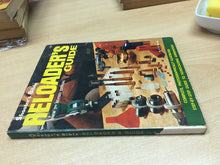 Carica l&#39;immagine nel visualizzatore di Gallery, SHOOTER’S BIBLE RELOADER’S GUIDE 1968 V89
