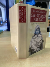 Carica l'immagine nel visualizzatore di Gallery, GIORDANO BRUNO IL TEATRO DELLA VITA M. CILIBERTO W319
