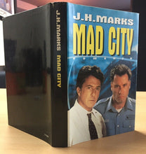 Carica l&#39;immagine nel visualizzatore di Gallery, MAD CITY J. H. MARKS   AA173
