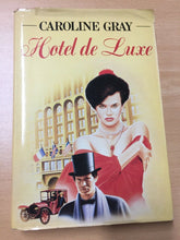 Carica l&#39;immagine nel visualizzatore di Gallery, HOTEL DE LUXE CAROLINE GRAY  AA187
