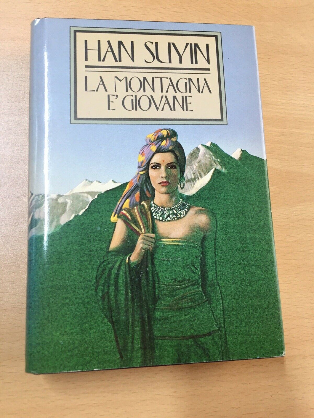 LA MONTAGNA É GIOVANE HAN SUYIN  AA285