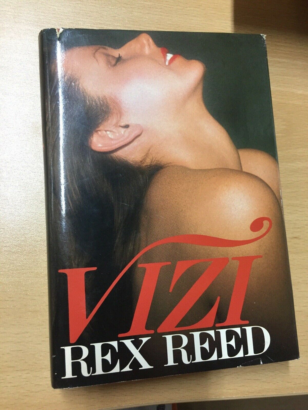 VIZI REX REED AA597