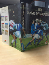 Carica l&#39;immagine nel visualizzatore di Gallery, 1990 L’ANNO DEL MONDIALE AB166
