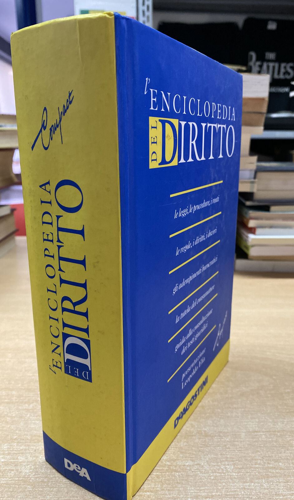 L’ENCICLOPEDIA DEL DIRITTO DE AGOSTINI BB106