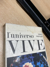 Carica l&#39;immagine nel visualizzatore di Gallery, L’UNIVERSO VIVE P. PASOLINI BE128
