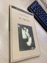 Carica l&#39;immagine nel visualizzatore di Gallery, IL TRENO G. SIMENON ADELPHI P612
