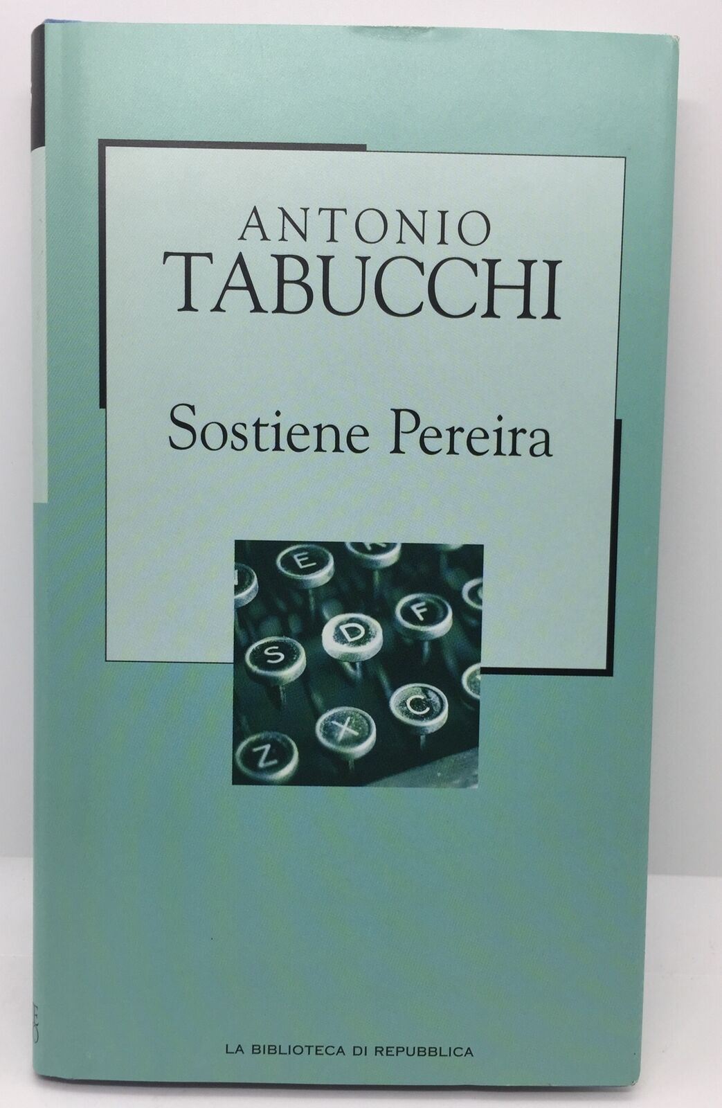 SOSTIENE PEREIRA ANTONIO TABUCCHI AC629